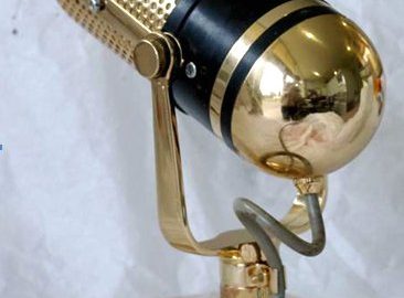 Pavonis Gold - John Laws gold plated microphone